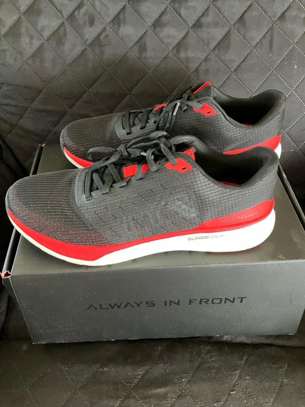 TYR SR-1 Black and Red Running Shoes, Sneakers Men Sz 12 Like New! Original Box